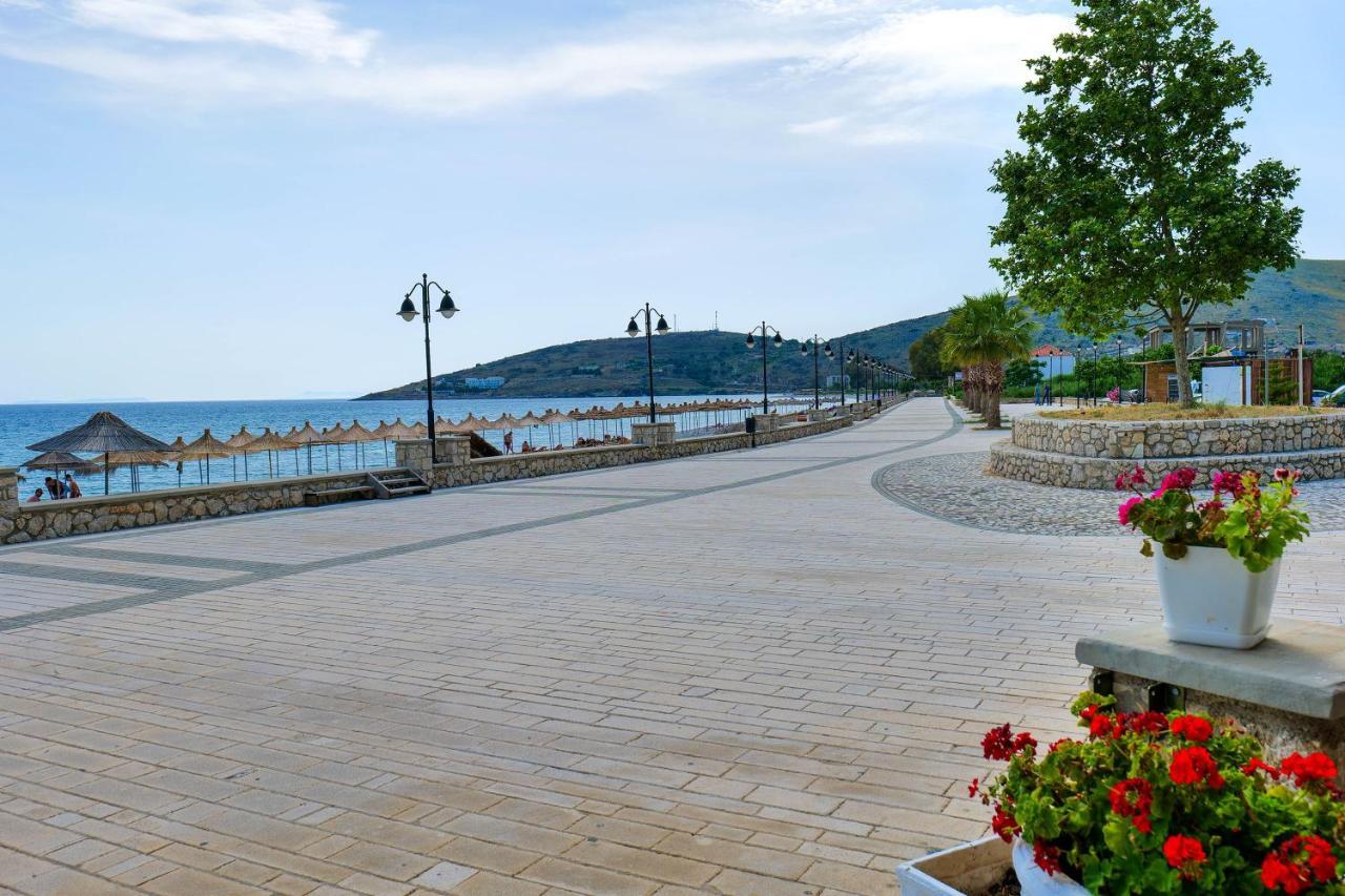 Villa Gjika Qeparo Exteriör bild