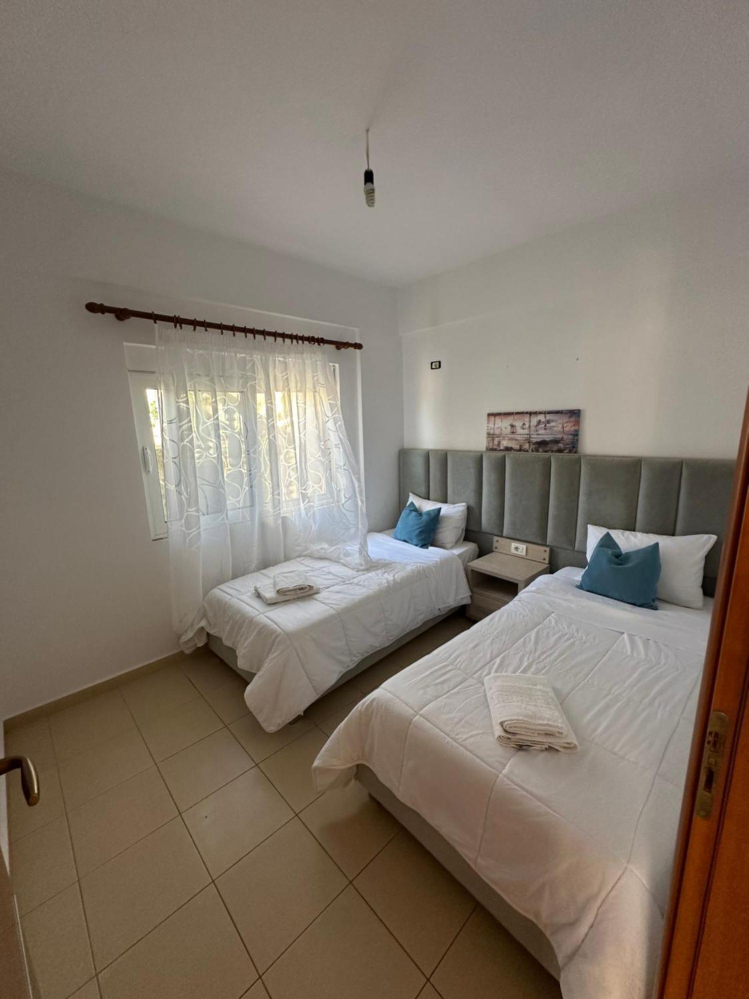 Villa Gjika Qeparo Exteriör bild